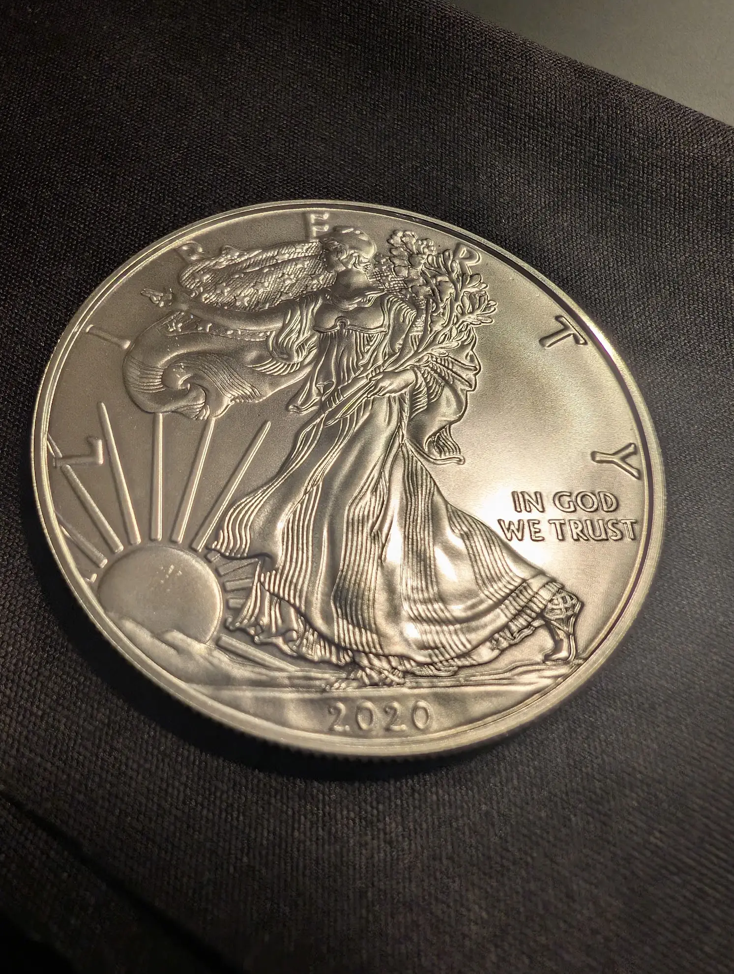 2020 American Silver Eagle - Reverse Heraldic Eagle